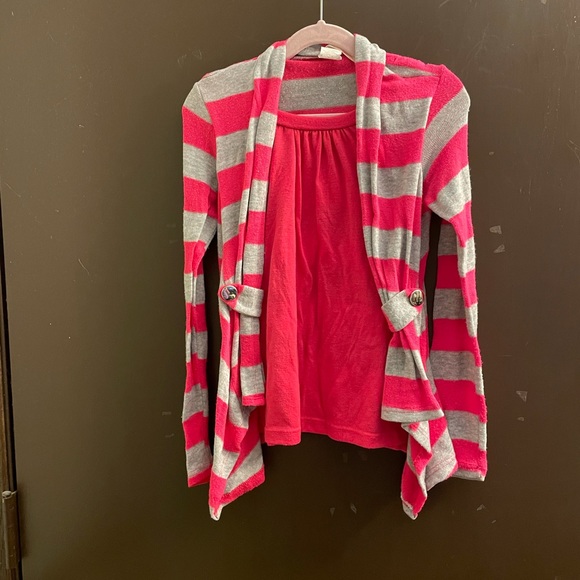 🐠2/$20 Kiddo Striped Sweater - Picture 2 of 7